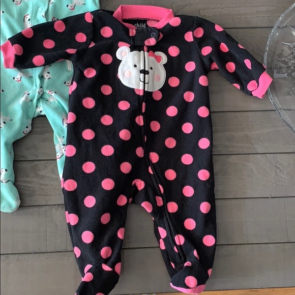 Baby Girl Pajamas 0-3 Months (3 for $15) - Picture 2 of 3